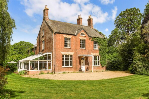 Dursley Road, Cambridge, Gloucester