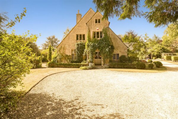 Private Road, Rodborough Common, Stroud
