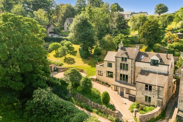 Burleigh, Stroud
