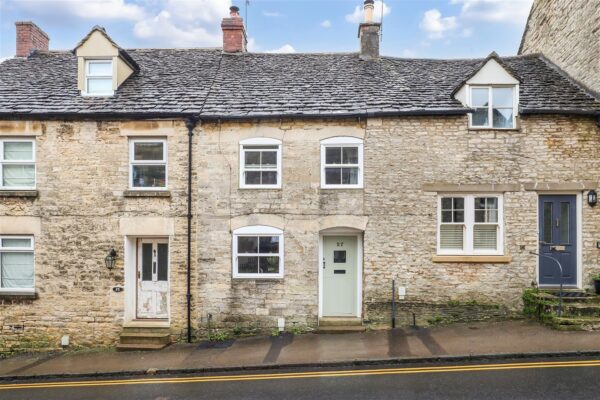 Tetbury Street, Minchinhampton